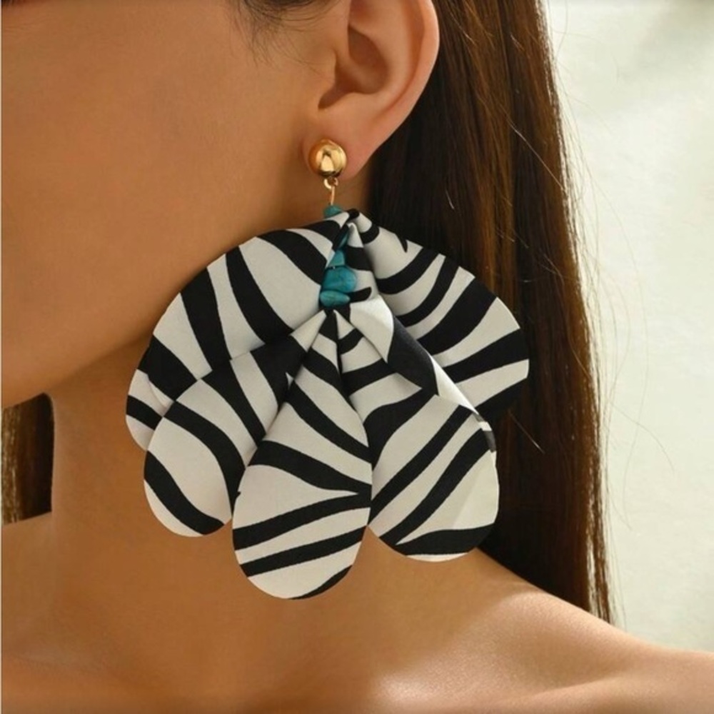 ✨Zebra Print Statement Earrings